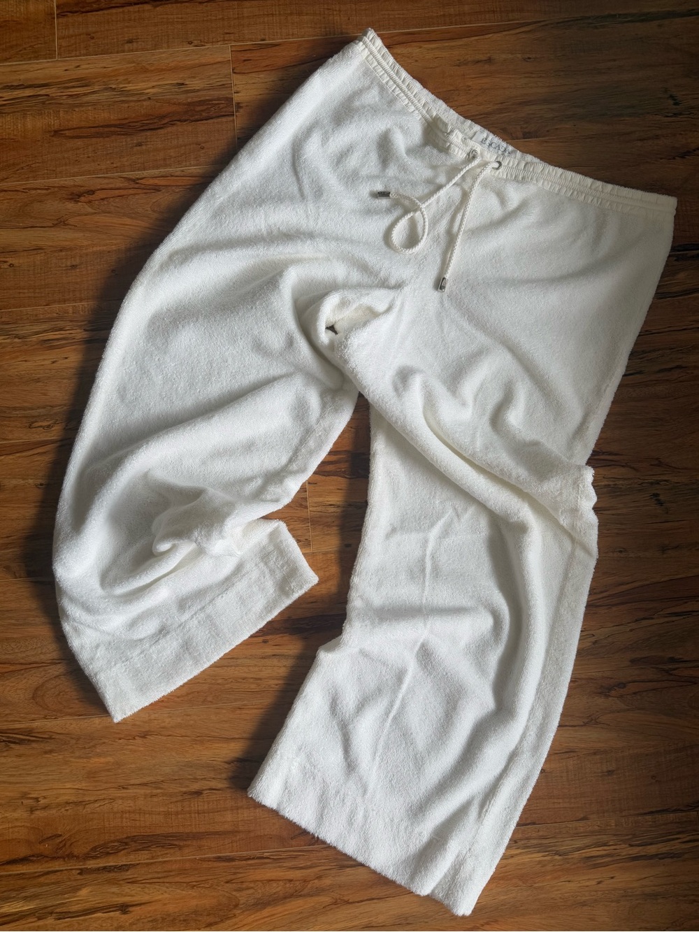 Luxury brand Escada wide leg lounge pants